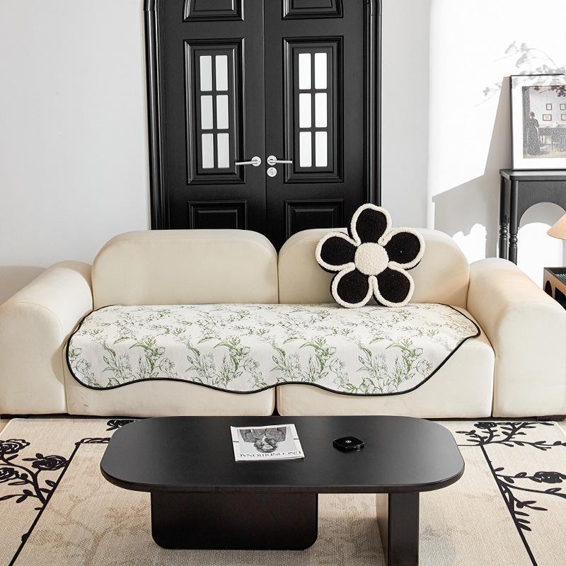 Flower Chenille Irregular Sofa Mat Non-Slip Living Room Straight Row Sofa Cover Towel Anti-Scratching