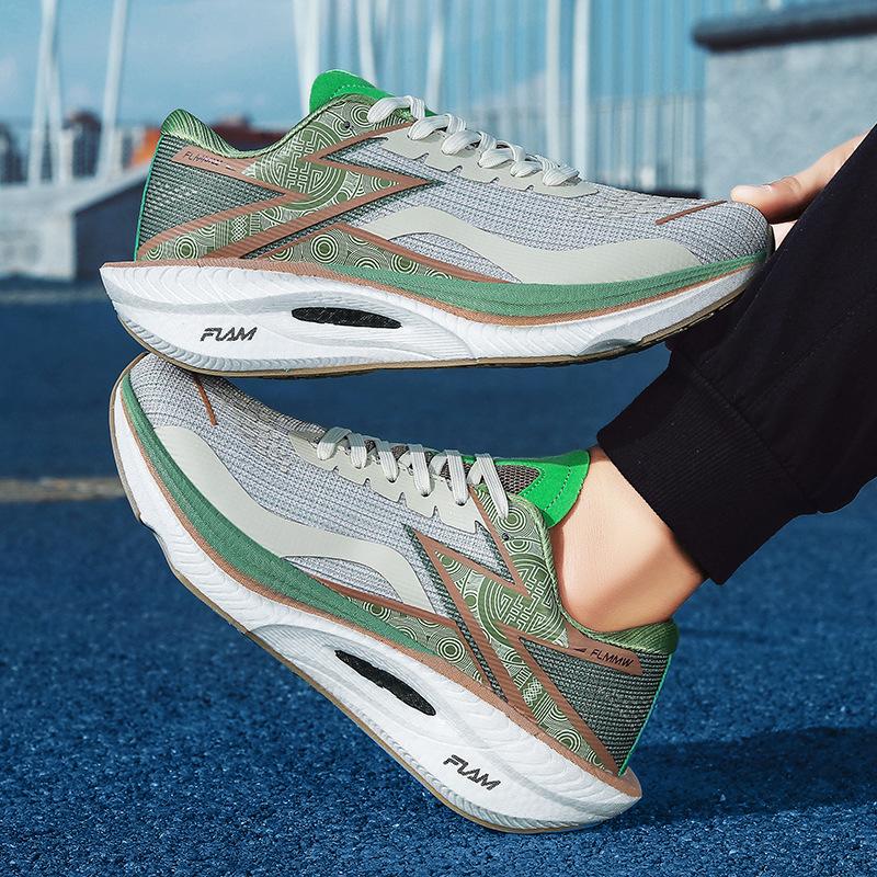 New plus size running shoes flying 4 carbon plate marathon men's and women's racing body side training sneakers running shoes