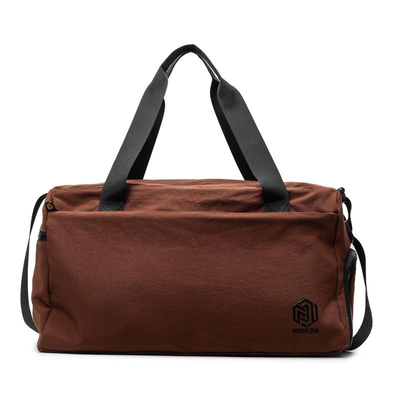 Short-distance large-capacity travel bag dry and wet separation sports portable fitness bag light casual messenger shoulder storage bag
