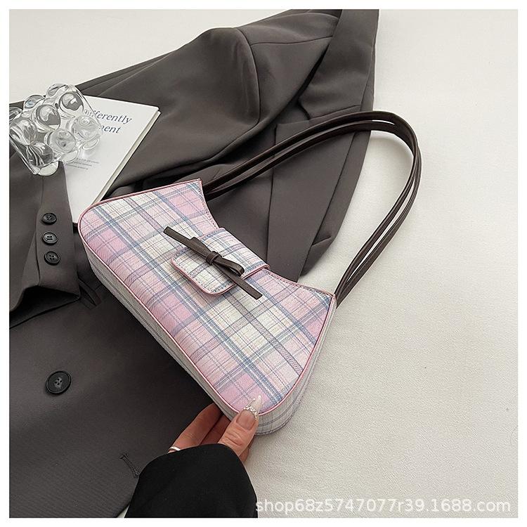 2025 New Girl Underarm Bag Women's Oblique Cross Shoulder Handbag Casual Versatile ins Style Niche Design Baguette Bag