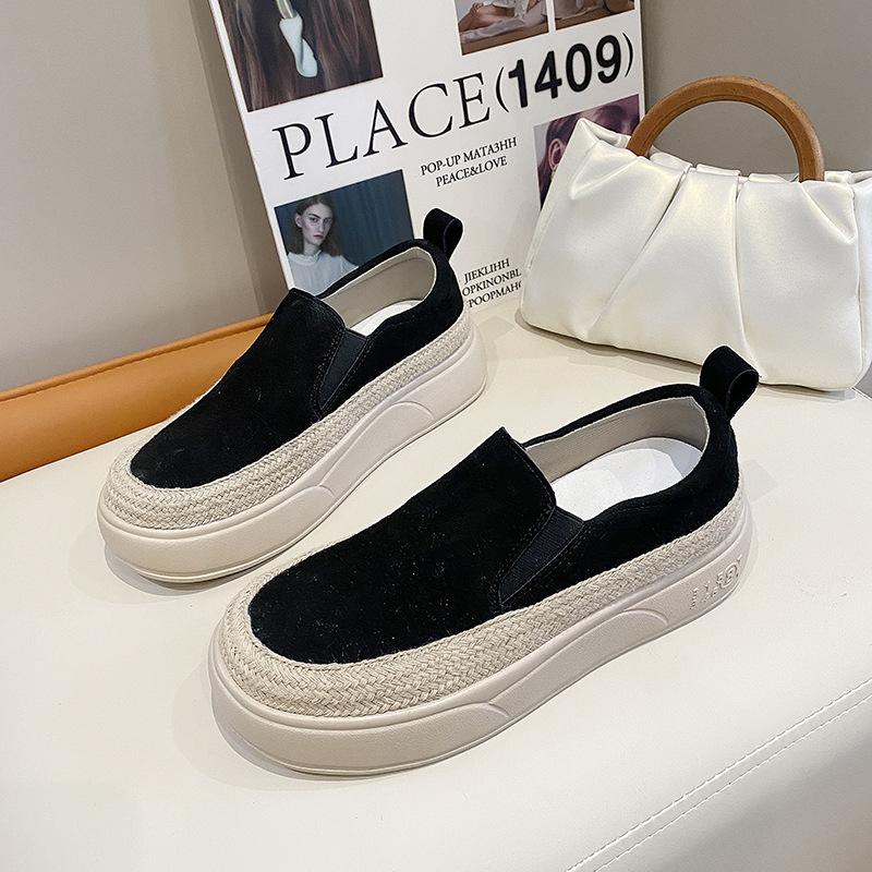 

2024 ретро-туфли на мягкой подошве универсальные с плоской подошвой и круглым носком модные повседневные туфли из кожи с нескользящей подошвой 35 чёрный