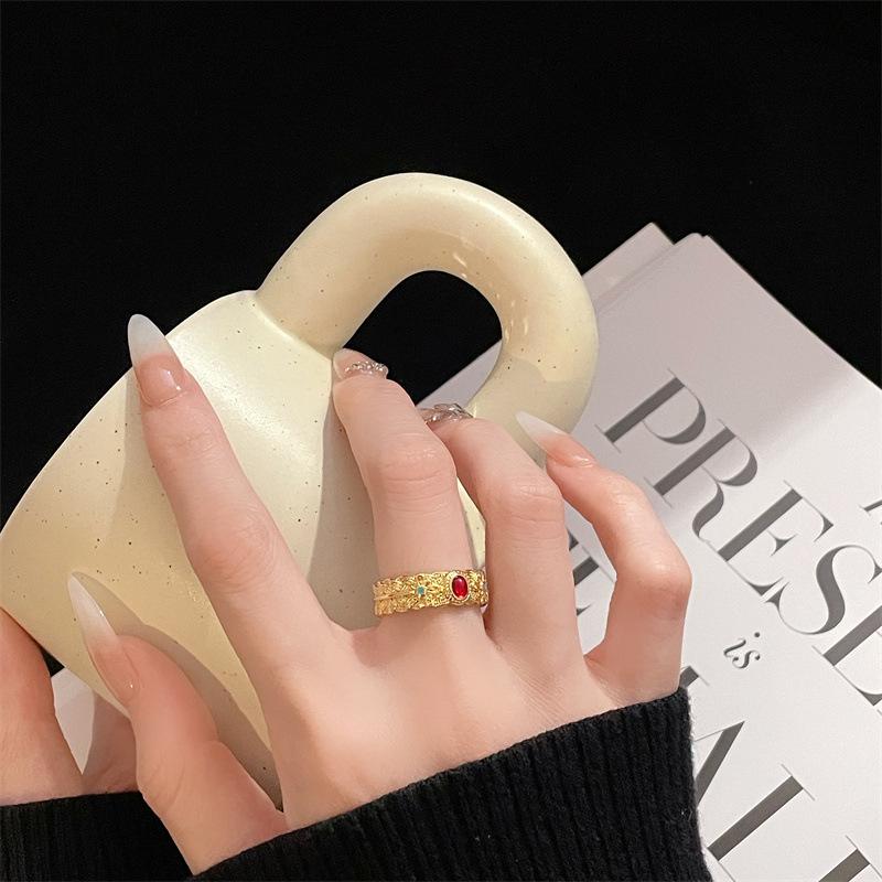 Medieval Gold Imitation Chalcedony Open Ring Niche Design Sense Light Luxury High Sense Personality French Hollow Ring