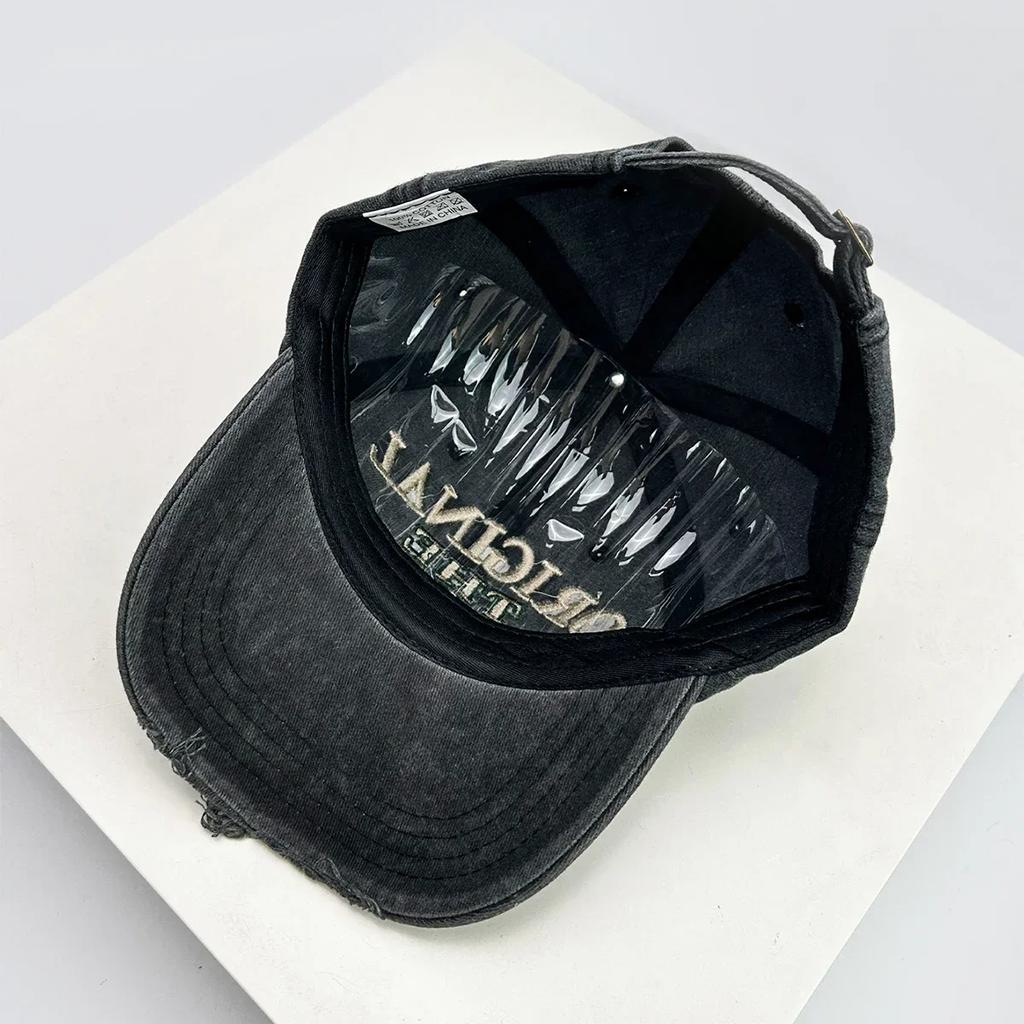 New Unisex Embroidered Letters Retro Baseball Hats Sunshade Broken Style Versatile Personal Peaked Caps Fashion Distress Street
