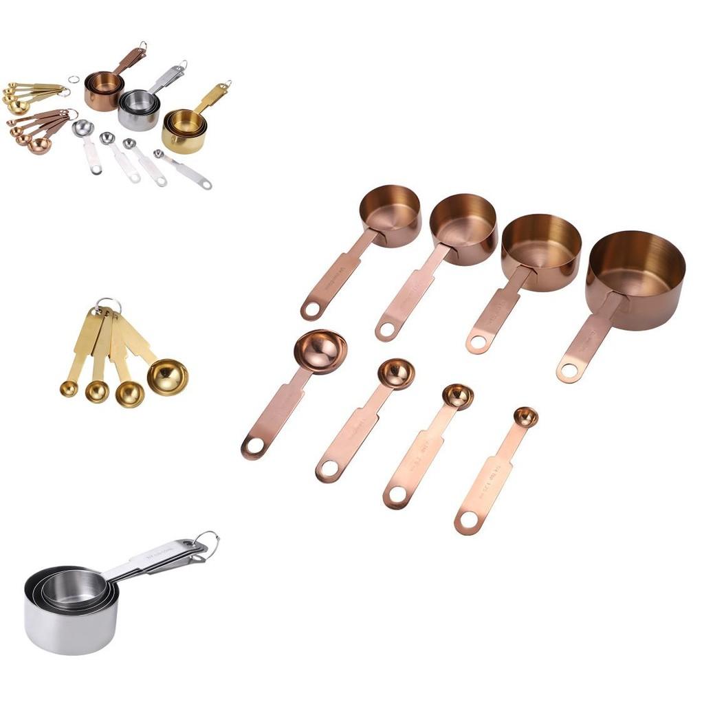 Elegantes 4-teiliges Messbecher- und Löffelset aus Edelstahl für modernes Küchenbacken