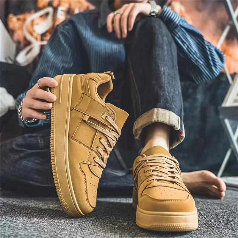 Fashion Men's Sneakers Four Seasons New Comfortable Breathable Versatile Men's Casual Shoes Solid Color Lace Up Flat Casual Sports Shoes
