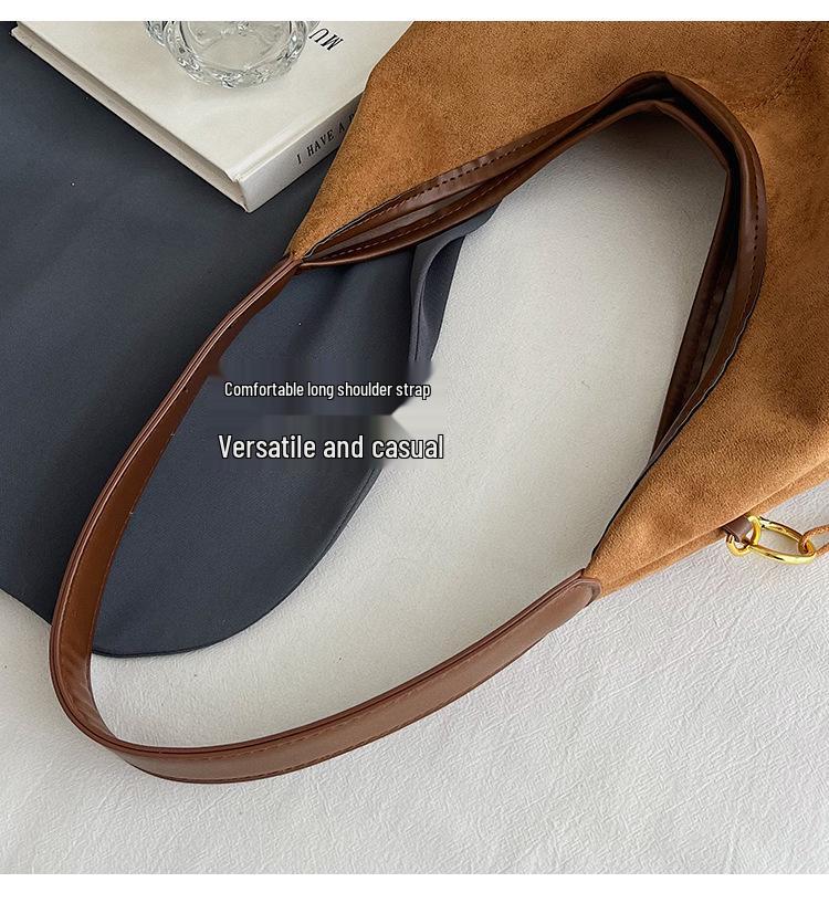 2025 Herbst Damen Retro Wildleder Tragetasche: Große Kapazität & Exquisite Modische Umhängetasche