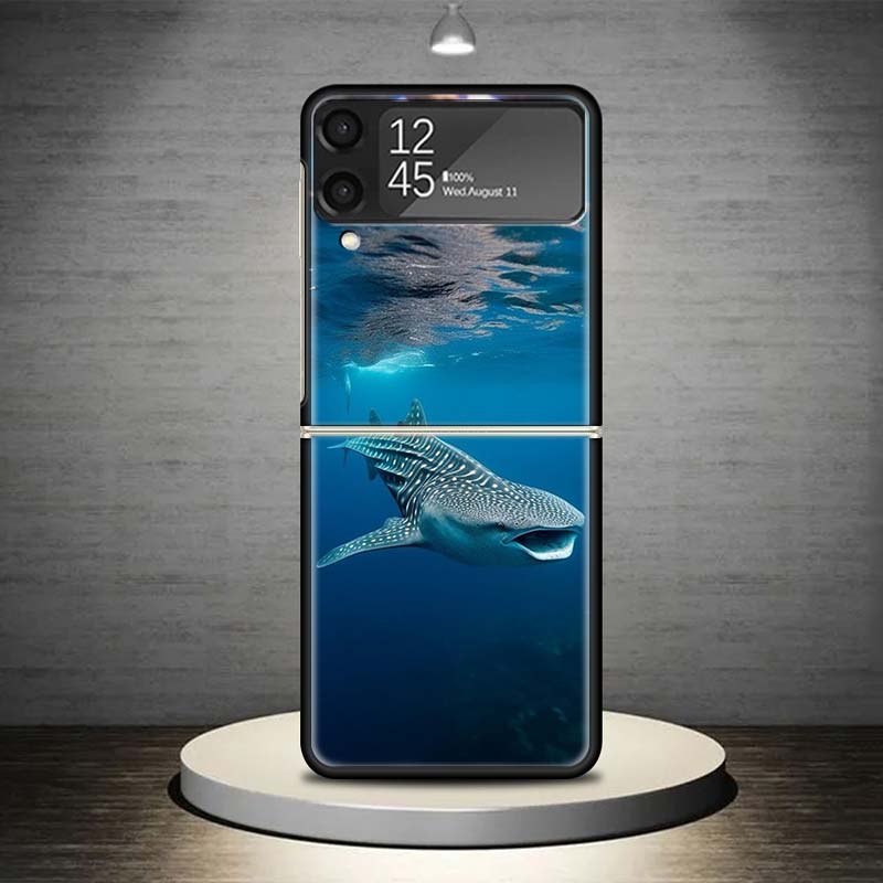 Ocean Whale Shark Phone Case For Samsung Galaxy Z Flip 7 6 5 4 3 5G Shockproof Cover Z Flip7 Flip6 ZFlip5 Flip3 Flip4 Luxury She