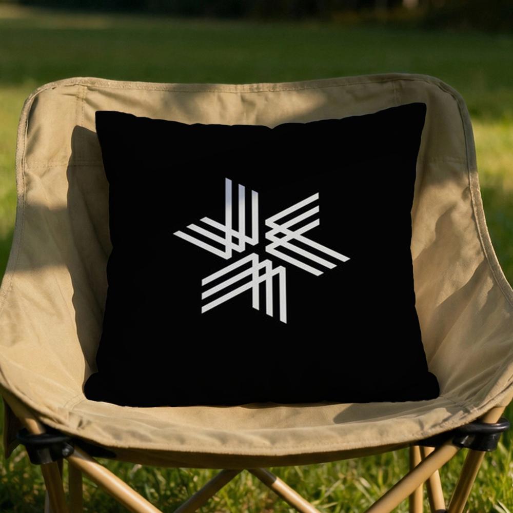 Classic Brand GGoldwin Cushion Cover Soft Reversible Durable Pillow Cover MultiScene Use for Home Car Daily Comfort 30X30cm