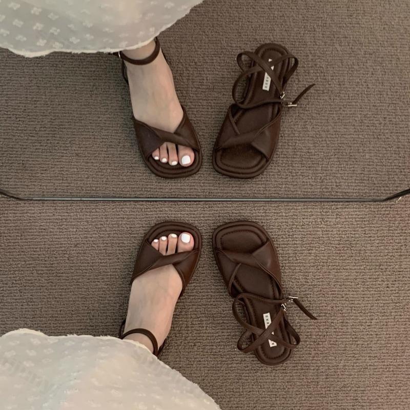 Summer Womens Sandals Comfortable Breathable Fashion Soft Outdoor Beach Shoes 2026 New Square Toed Flat Shoes Sandalias De Mujer