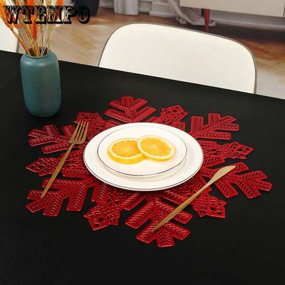 2PCS Solid Snowflake Shaped Tableware Pads Washable PVC Mats Hotel Thermal Insulation Mats Ins Food Placemats for Thanksgiving Christmas