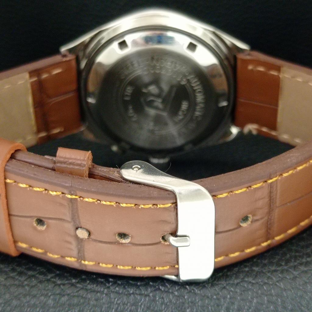 VINTAGE RICOH R31 AUTOMATIC JAPAN MENS YELLOW COLOR DIAL WATCH a707936-1