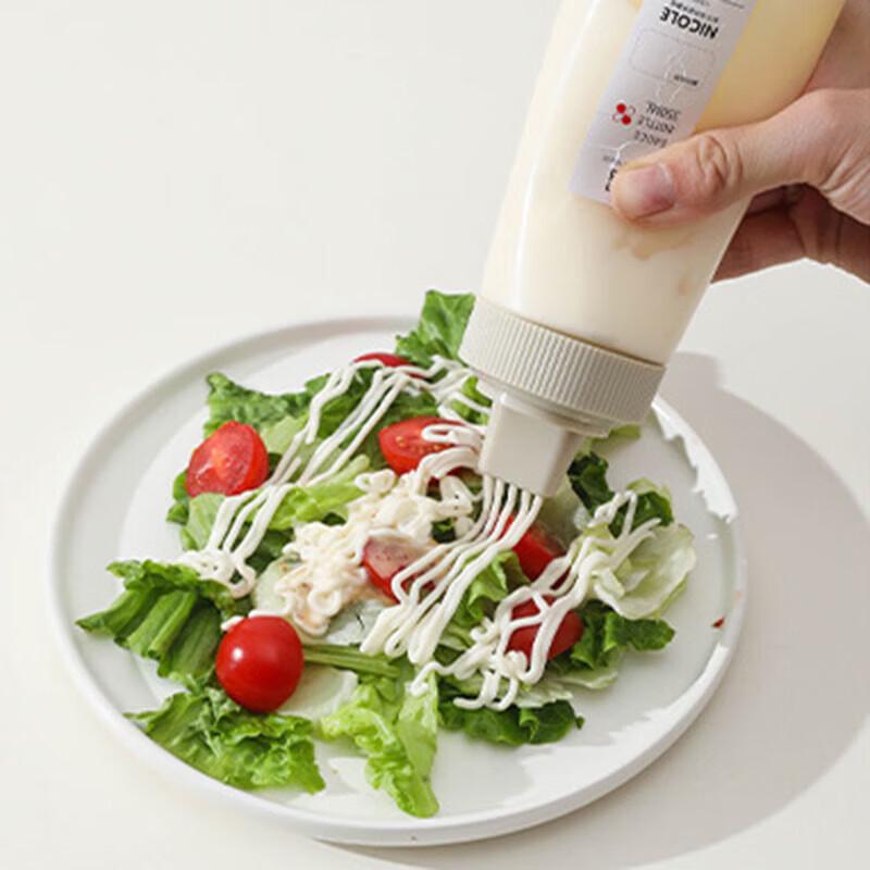 2-Pack Creative Flower Squeeze Seasoning Bottles