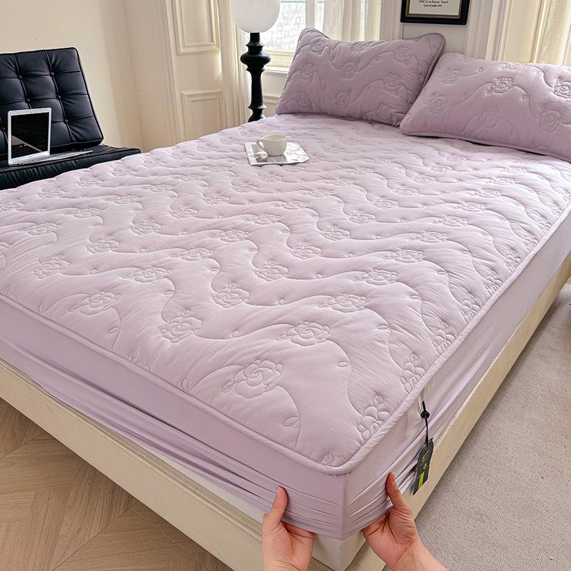 Pure Color Quilted Cotton Yarn-Dyed Bed Sheet & Bedspread Set