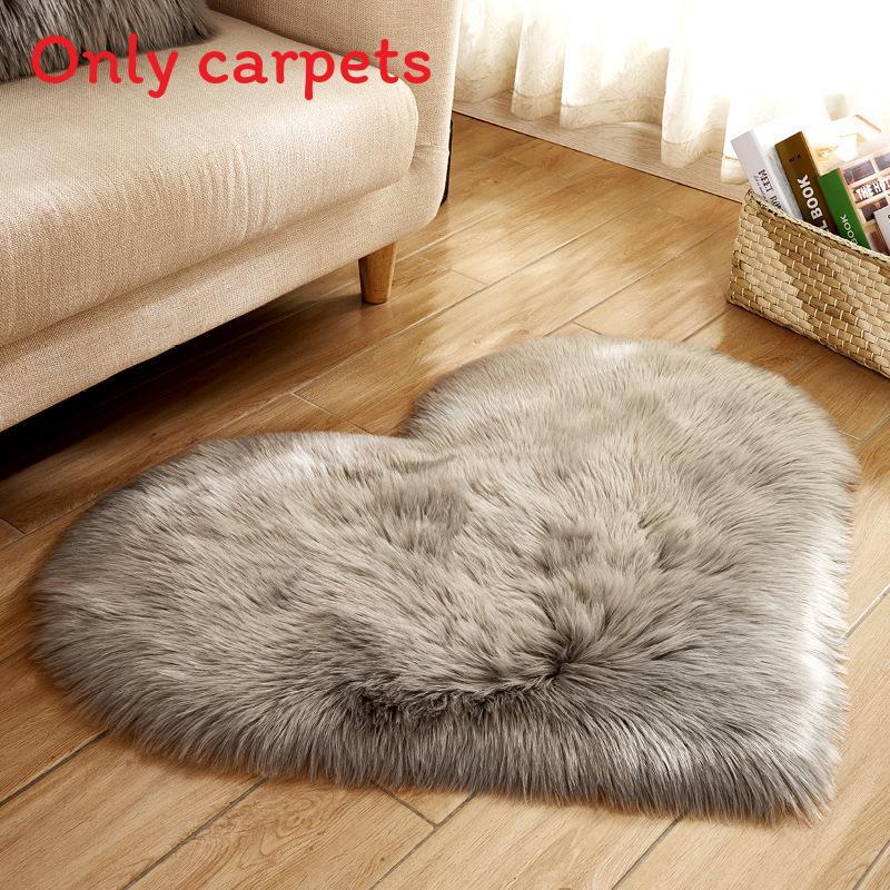 Simple Heartshaped Silk Plush Rug With Soft Texture For Living Room And Bedroom Decor