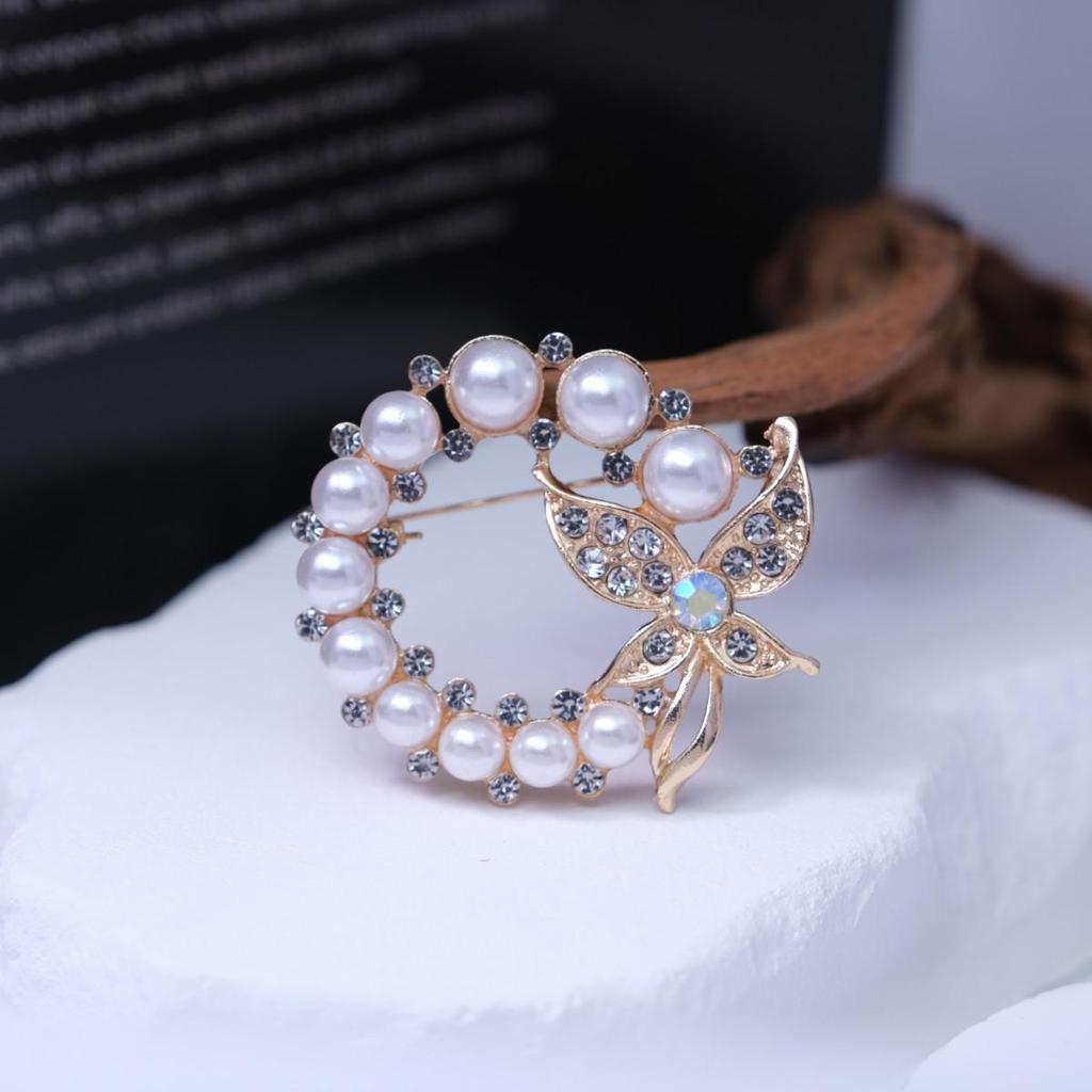 Elegant Women's Pearl Bow Brooch - Japanese & Korean Anti-Exposure Pin 