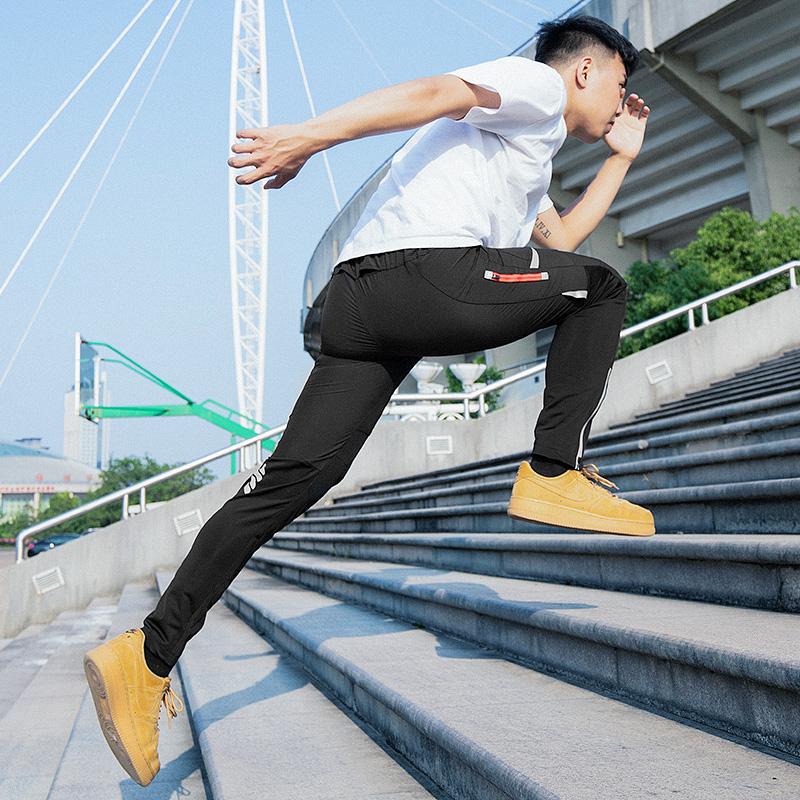Comfortable Cycling Pants, Breathable Material, Size M, Black
