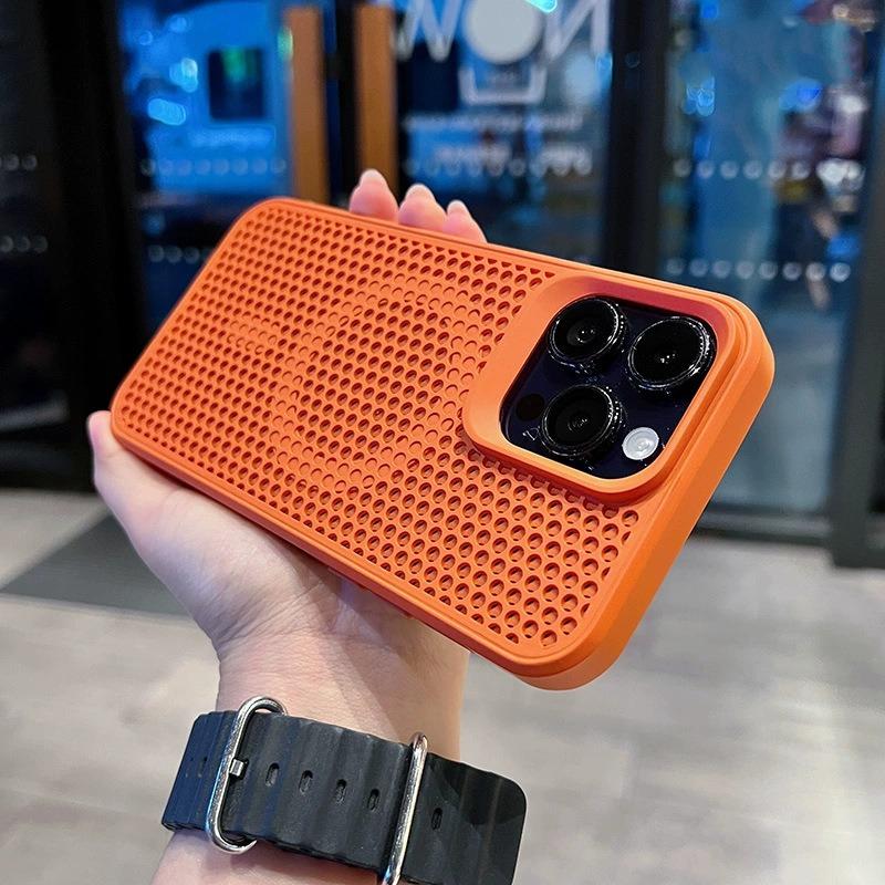 Ultra Thin Heat Dissipation Mesh Magnetic Case for iPhone 17 16 15 13 12 14 11 Pro Max for Magsafe Matte Shockproof Hard Cover