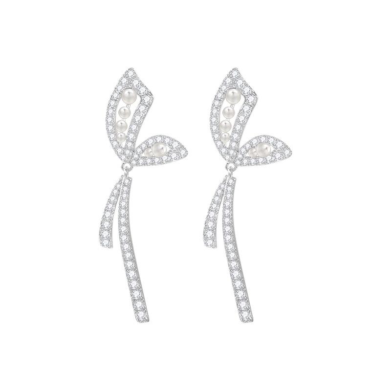 Shining Pearl Copper Alloy Earrings: Light Luxury, High-End Gold-Plated with Strong Color Retention