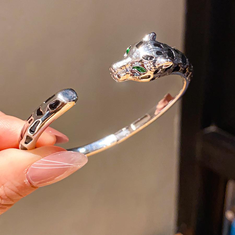 18k Leopard Animal Jewelry Cuff Bracelet With Zirconia Accents For Elegant Women