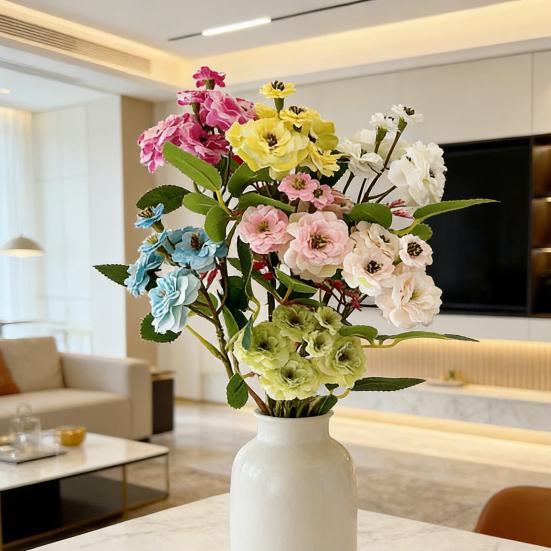 Umělé růže Kytice falešných hedvábných růží 6 hlaviček Realisticky kvetoucí růže pro domácnost Svatbu Večírek Květinová dekorace Středový díl stolu