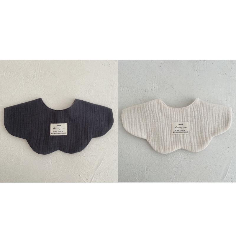 Pure Cotton Korean-Style Baby Drool Bib - Lightweight, Absorbent, Anti-Spit Up, Petal Design