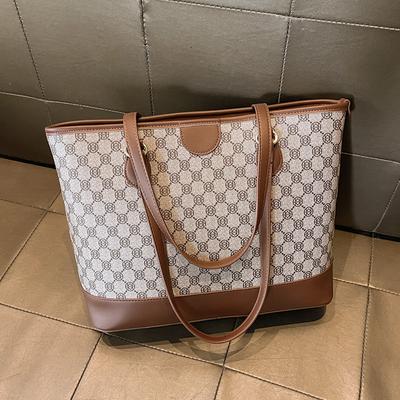 Neue Frühjahrs- und Sommer-Vielseitige Neue Retro-Bedruckte Tragetasche für Damen, Große Kapazität, Einzelne Schulter, Achseltasche, Pendeltasche