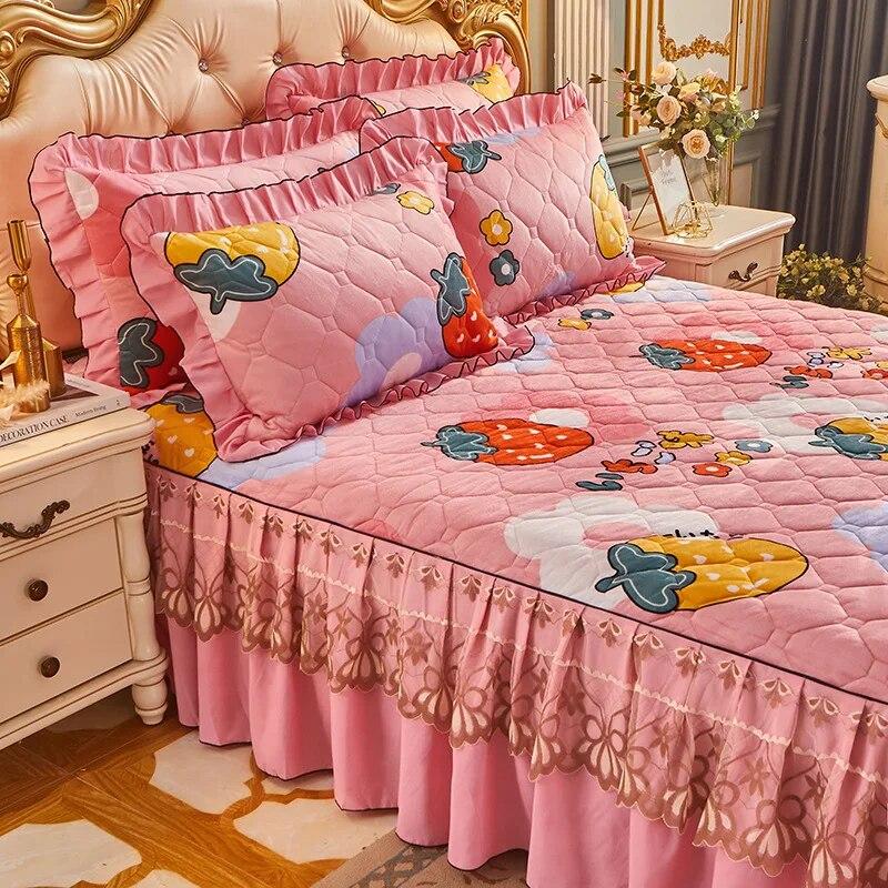 Princess Lace Quilted Bed Spreads Crystal Velvet Bedding Sheets Set King Queen Size Thick Winter Warm Cotton Wedding Bed Cover