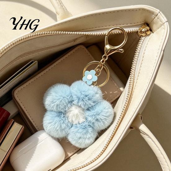 Soft Plush Charm Flower Keychain for Backpack, Fuzzy Floral Keyring Handbags Decorative Accessory Bag Charm, Women Girls Lightweight
