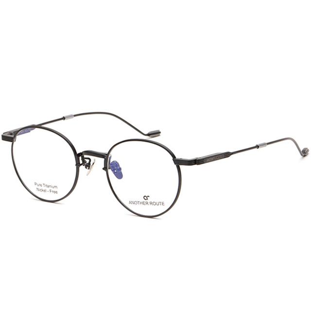 Eonadeoluteu Titanium Eyeglass Frames Furian Round Retro