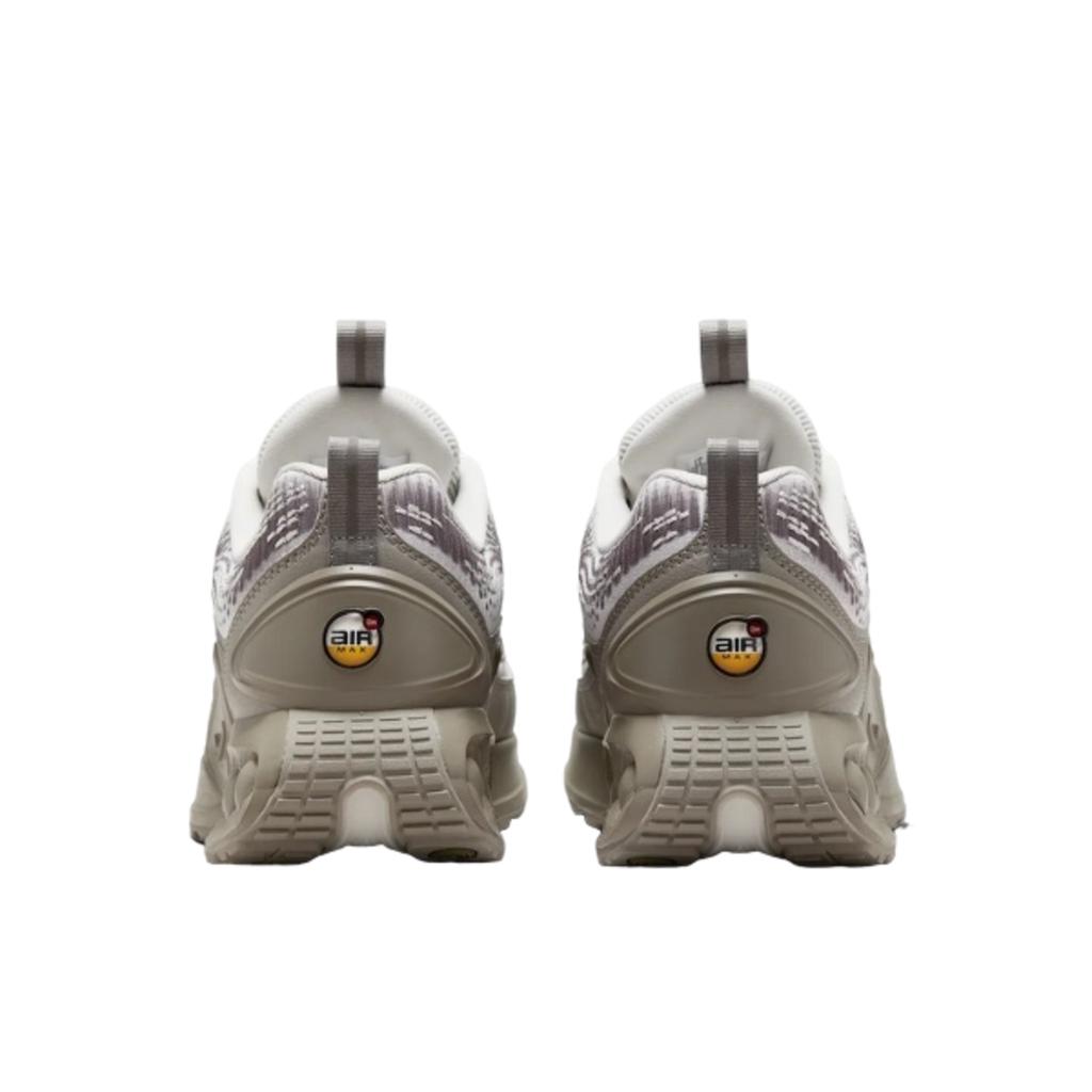 Nike Air Max Dn SP size? Light Bone Light Taupe