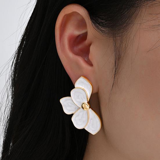 1 Pair Stud Earrings 3D Layered Petal Design Lightweight Alloy Ear Studs French Style Daily Wear Jewelry Gift