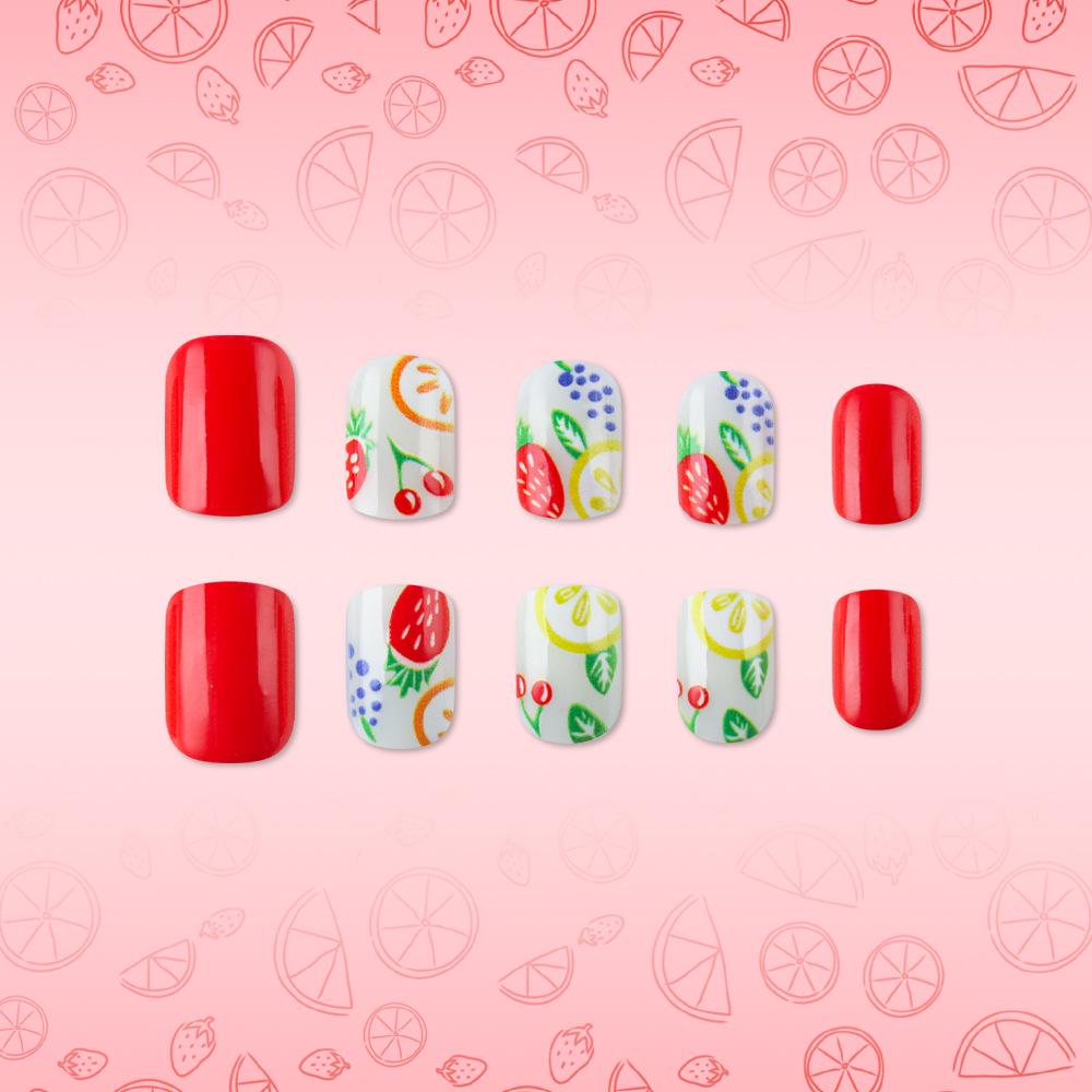 Short European Bright Surface Strawberry Fruit Nail Art - Fresh Contrasting Press-On Nails, Set of 24 Detachable Pieces for Spring and Summer