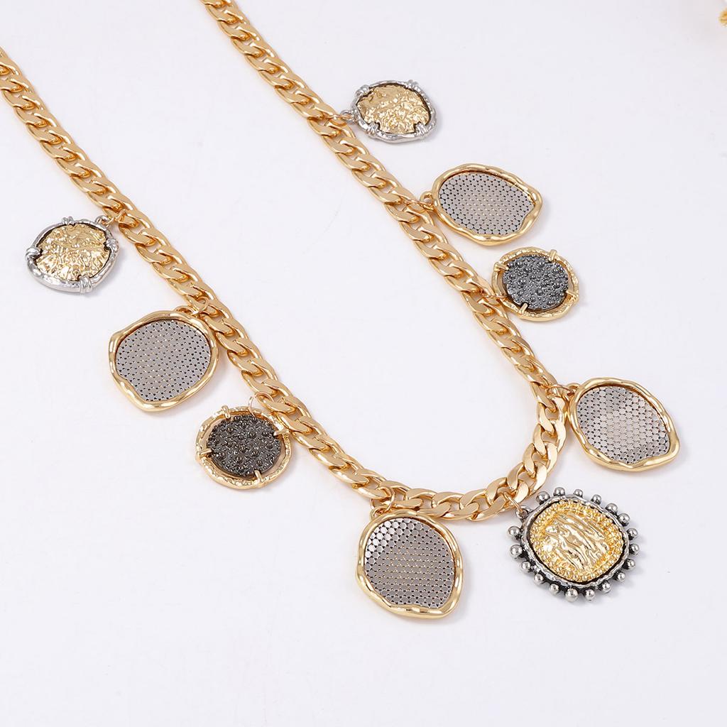 Necklace Light Luxury Premium Casual Cold Wind Alloy Geometric Badge Coin Pendant Chain Necklace Female