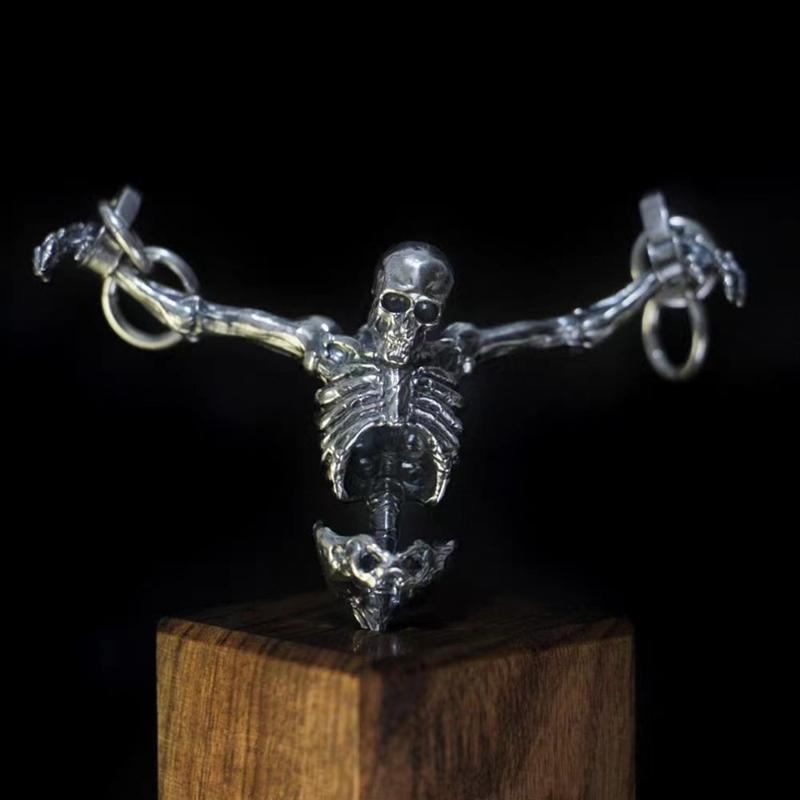 Vintage Metal Skull Pendant Necklace for Women Men Creative Horror Skeleton Punk Gothic Cross Choker Hip Hop Halloween Jewelry