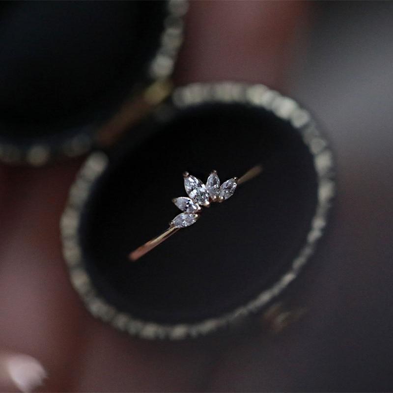 925 Sterling Silber Überzug 14K Gold Koreanische Kristall Krone Ring Frauen Mode Edler Jahrestag Schmuck