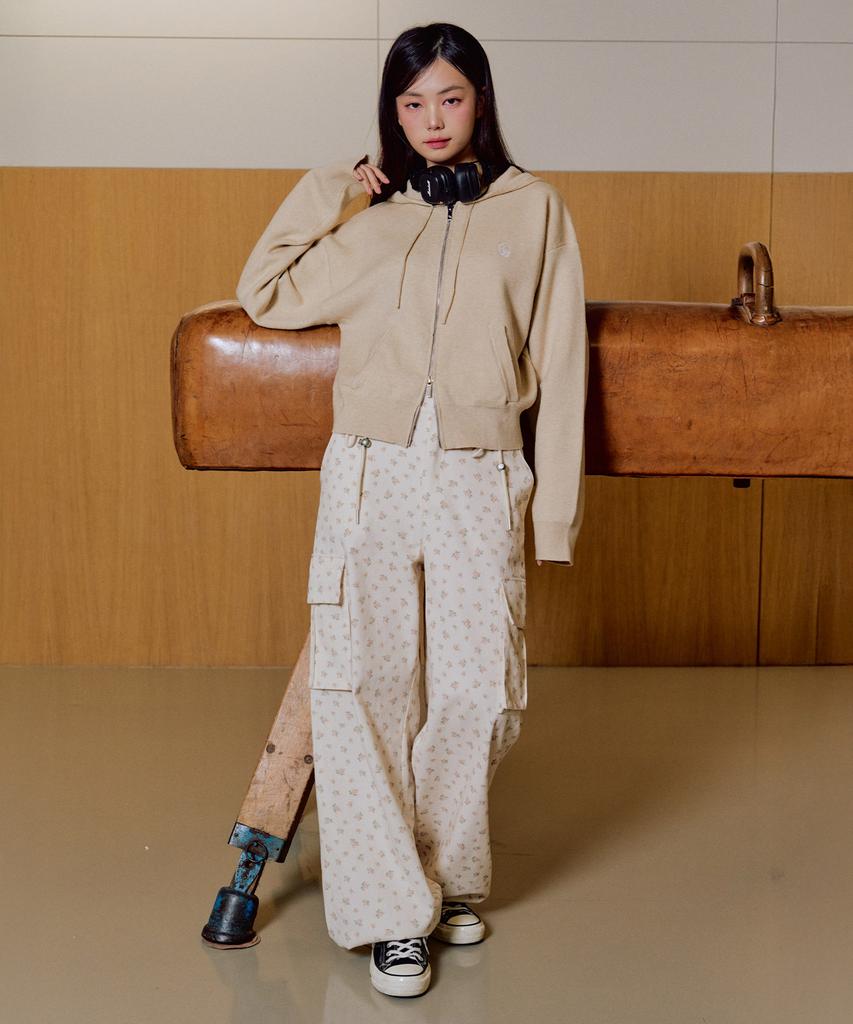 ZEROPLANET Karina Flower Cargo Pants [Flower]