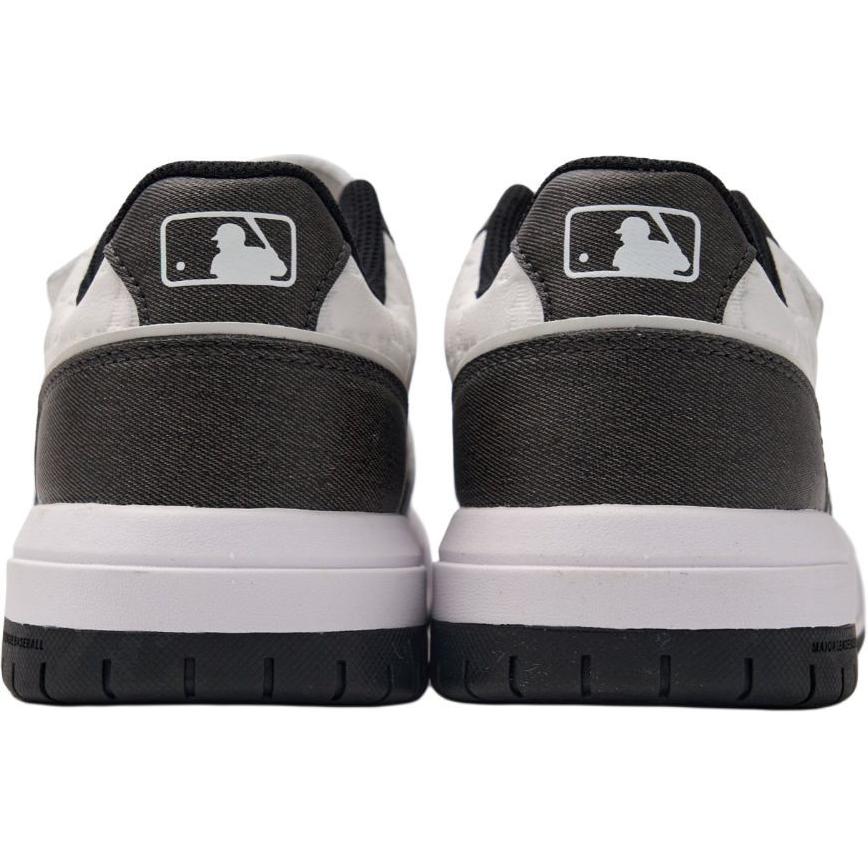 MLB New York Yankees Chunky Liner Embo Denim Monogram Classic Casual Comfortable Breathable Low Top Kids Sneakers Men sneakers 7ASXJM05N-50BKS