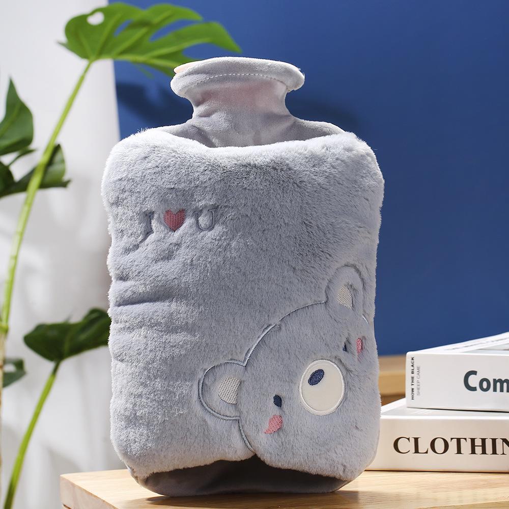 

Мягкая взрывозащищенная грелка из ПВХ: Утолщенная, симпатичная и безопасная грелка для рук и живота для студентов Pippi Bear, 1000ML серый