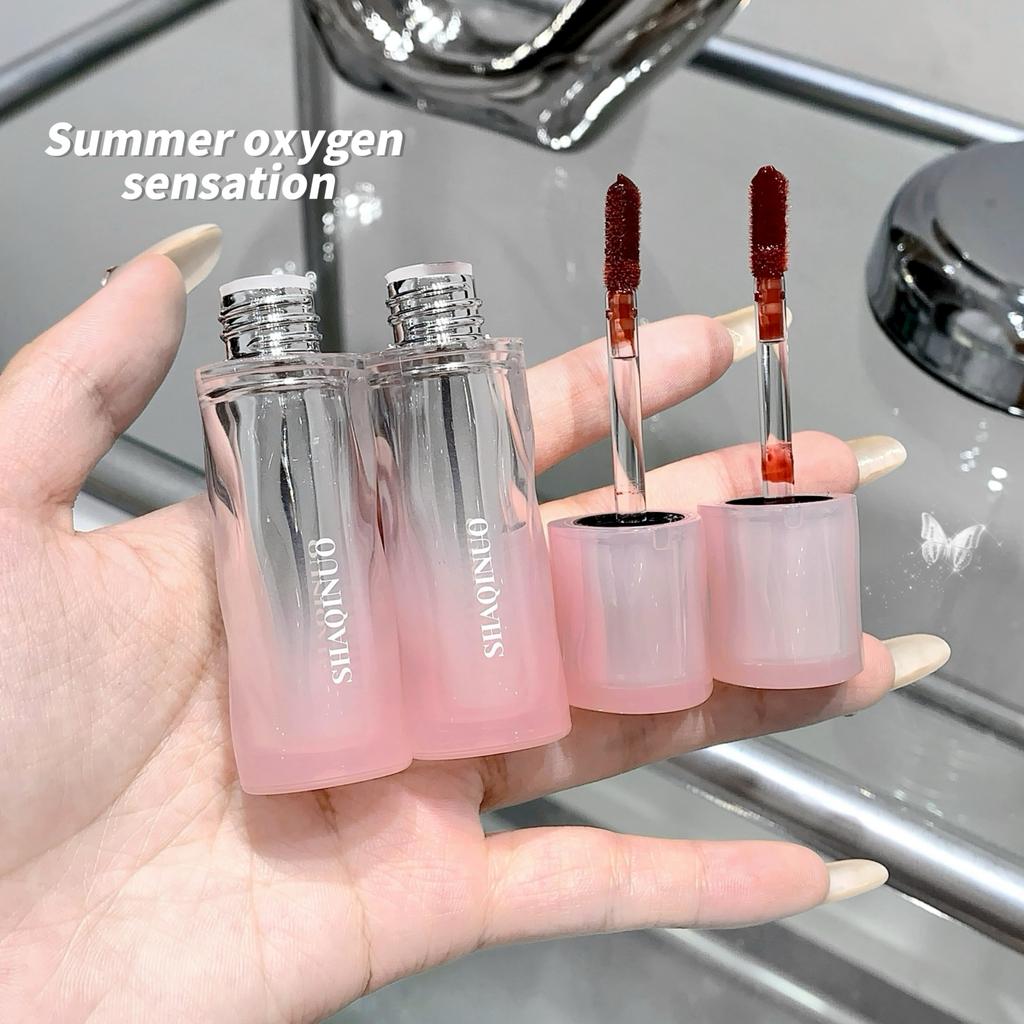 SHAQINUO Leichter und feuchter Lip Glaze Lipgloss