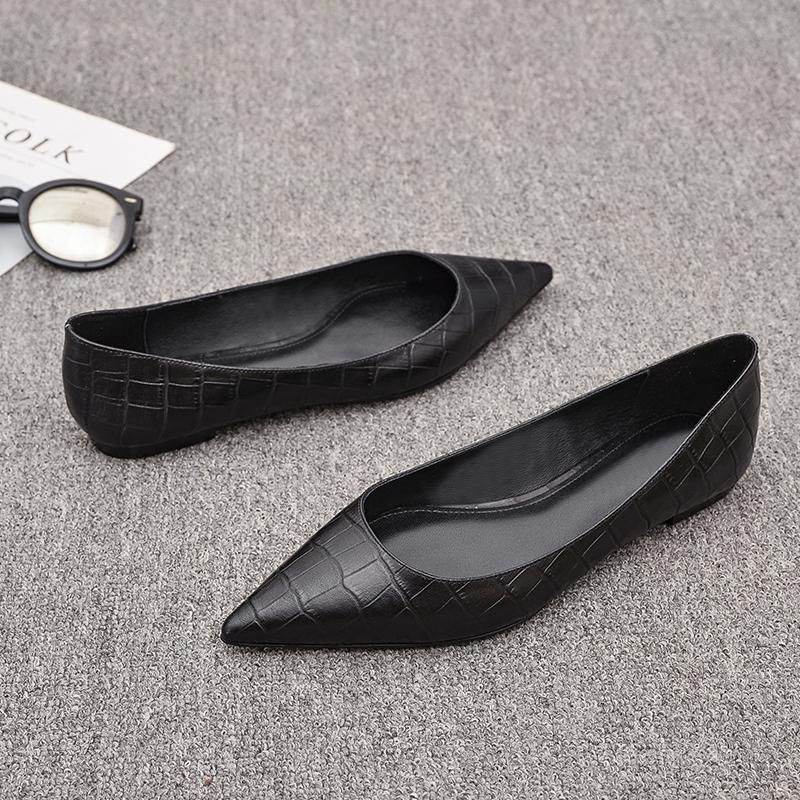 Fashion Women Flats Black Shoes for Lady Big Size 43 44 Pointed Head Pu Leather Stone Pattern Spring Autumn 2025