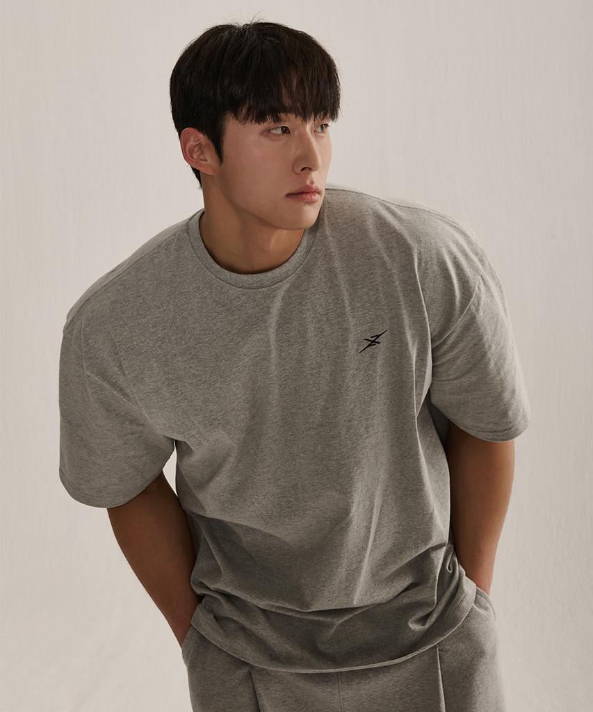 NINEZ Small Logo Cotton Oversized T-Shirt_2 Colors