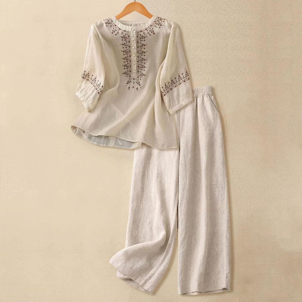 Stilvolles Zweiteiler-Set aus Baumwolle und Leinen: Oberteil, Vintage-inspiriert, Lässig, Und Marlenehosen.