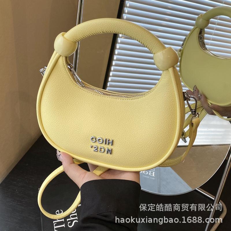 High sense niche bag women's summer 2025 new fashion messenger bag Korean version ins popular portable dumpling bag