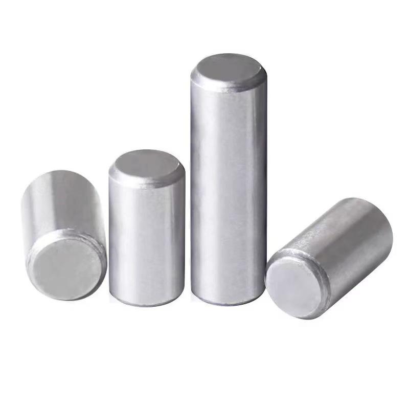 

304 Нержавеющая сталь Односторонняя накатанная штифтовая шпилька - Цилиндрический позиционирующий вал 1*18 knurled single head chamfered