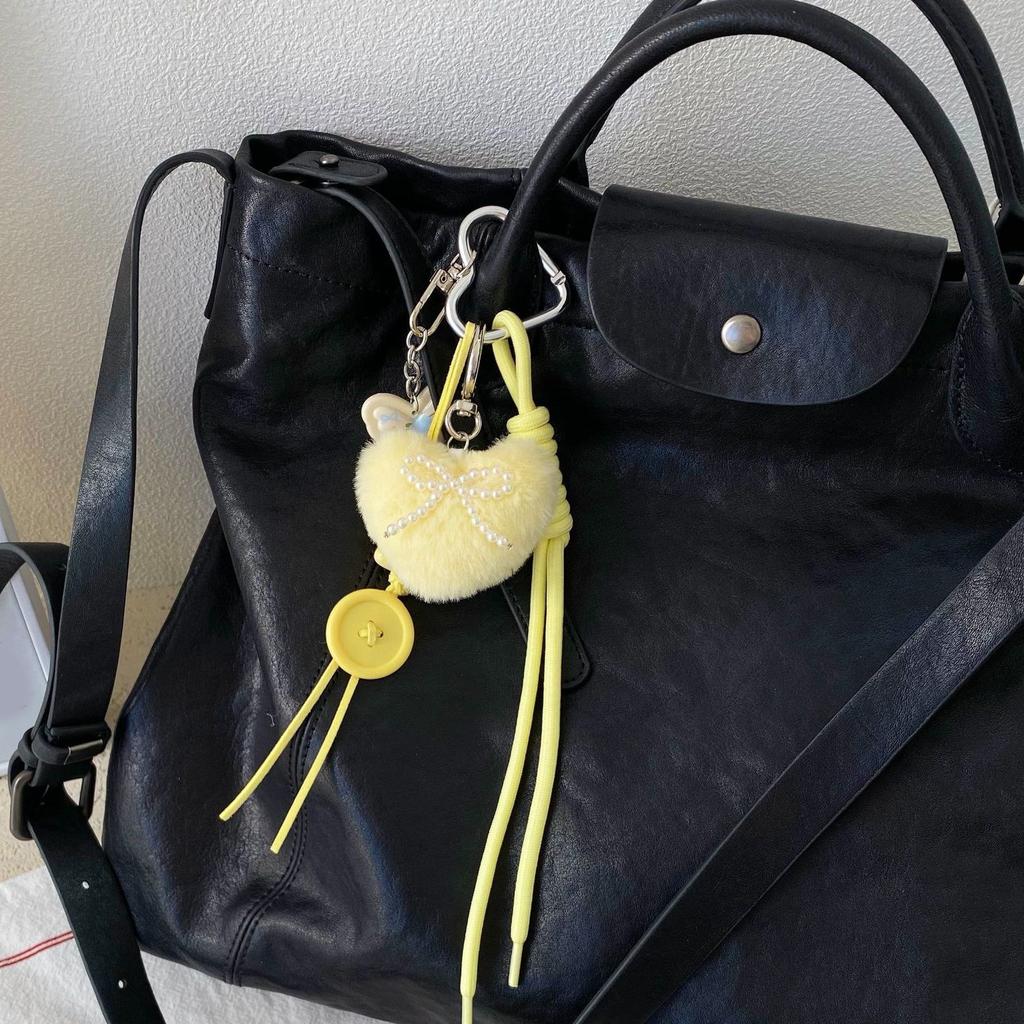 Stylish Heart Keychain Pendant Purse Decoration Unique Key Holder Perfect for Backpacks Wallets or Home Decoration