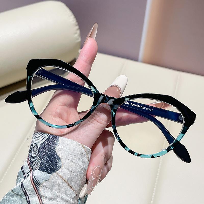 Color matching cat eye flat mirror new anti-blue light retro fashionable contrasting glasses frame can be equipped with myopia glasses frame