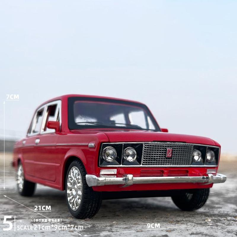 1:18 LADA 2106 Alloy Die Cast Toy Car Model Sound and Light Children's Toy Collectibles Birthday gift