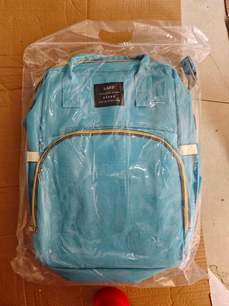 Multifunctional Mummy Bag with Folding Baby Bed, Large Capacity, Wet-Dry Separation, Breastfeeding and Travel Milk Bottle Holder.