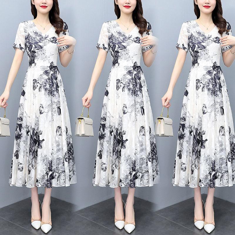Summer New Spring and Summer Short-sleeved Floral Dress Women's Waist and Thin Skirt