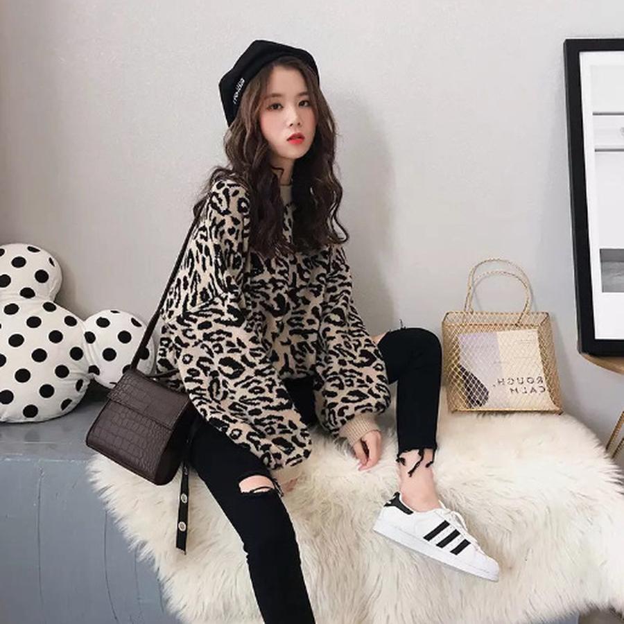 Herbst Neues Leopardenmuster Strickpullover Damen Rundhalsausschnitt Koreanischer Lockerer Fauler Stil Internet-Berühmtheit Frisches Strickoberteil